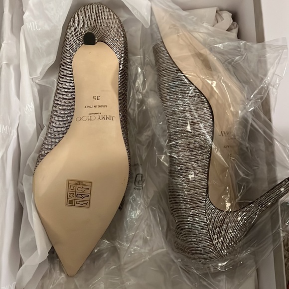 BRAND NEW never worn Jimmy Choo Agnes Gold Pumps - Picture 4 of 7